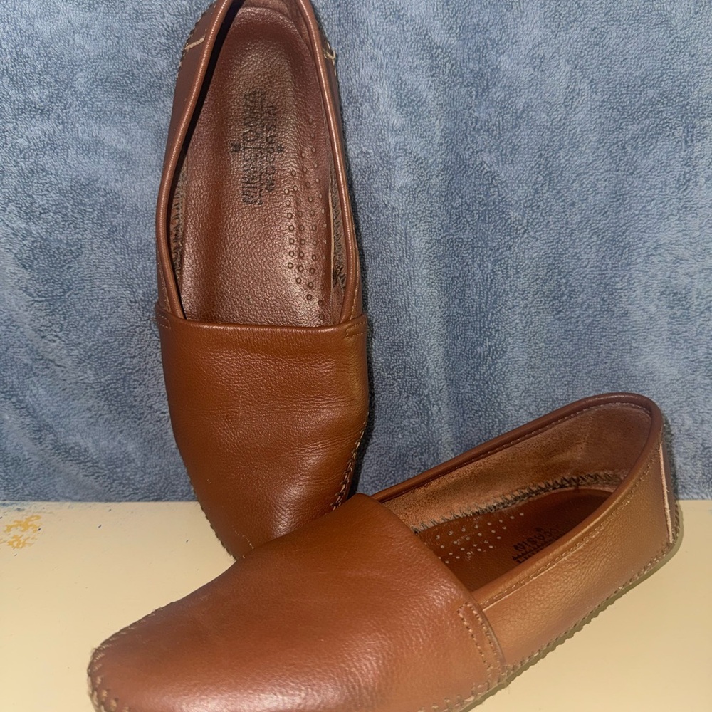 Minnetonka Women's Moccasin Shoe Brown Size 8.5 Women’s Made In USA